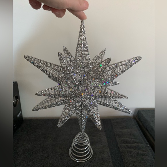 16” large tree topper ***SPARKLEY*** - Picture 2 of 8